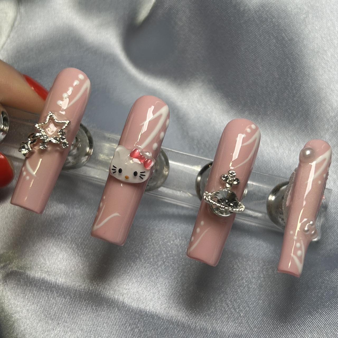 Hello kitty press on nails Size medium Come with - Depop