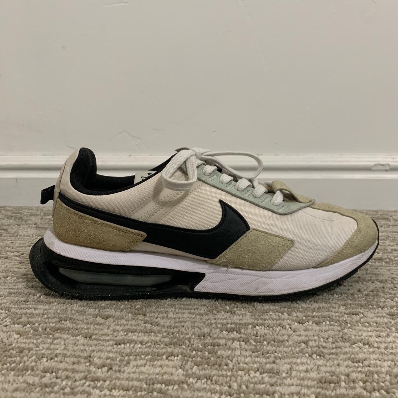 Women's nike clearance tan tennis shoes