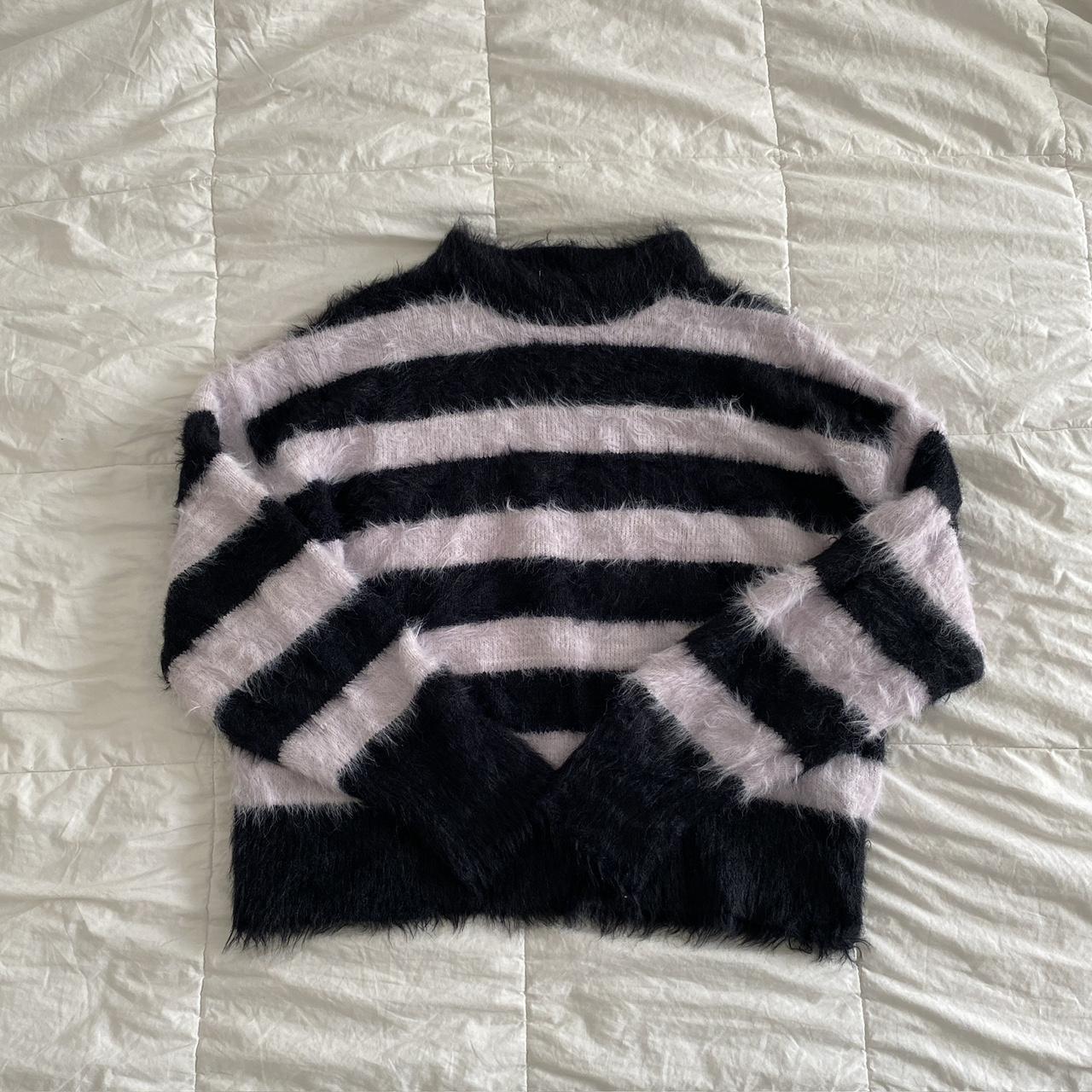 A New Day Women's White and Black Jumper