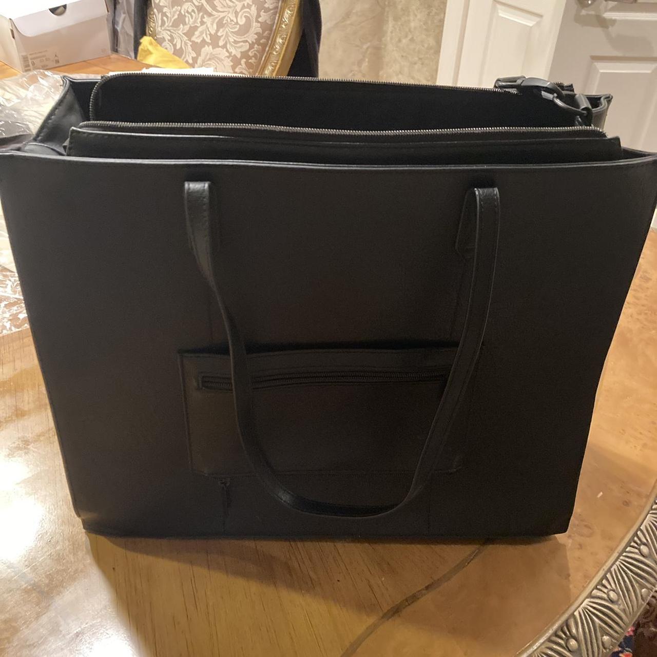 Beis work tote in excellent condition has a depop