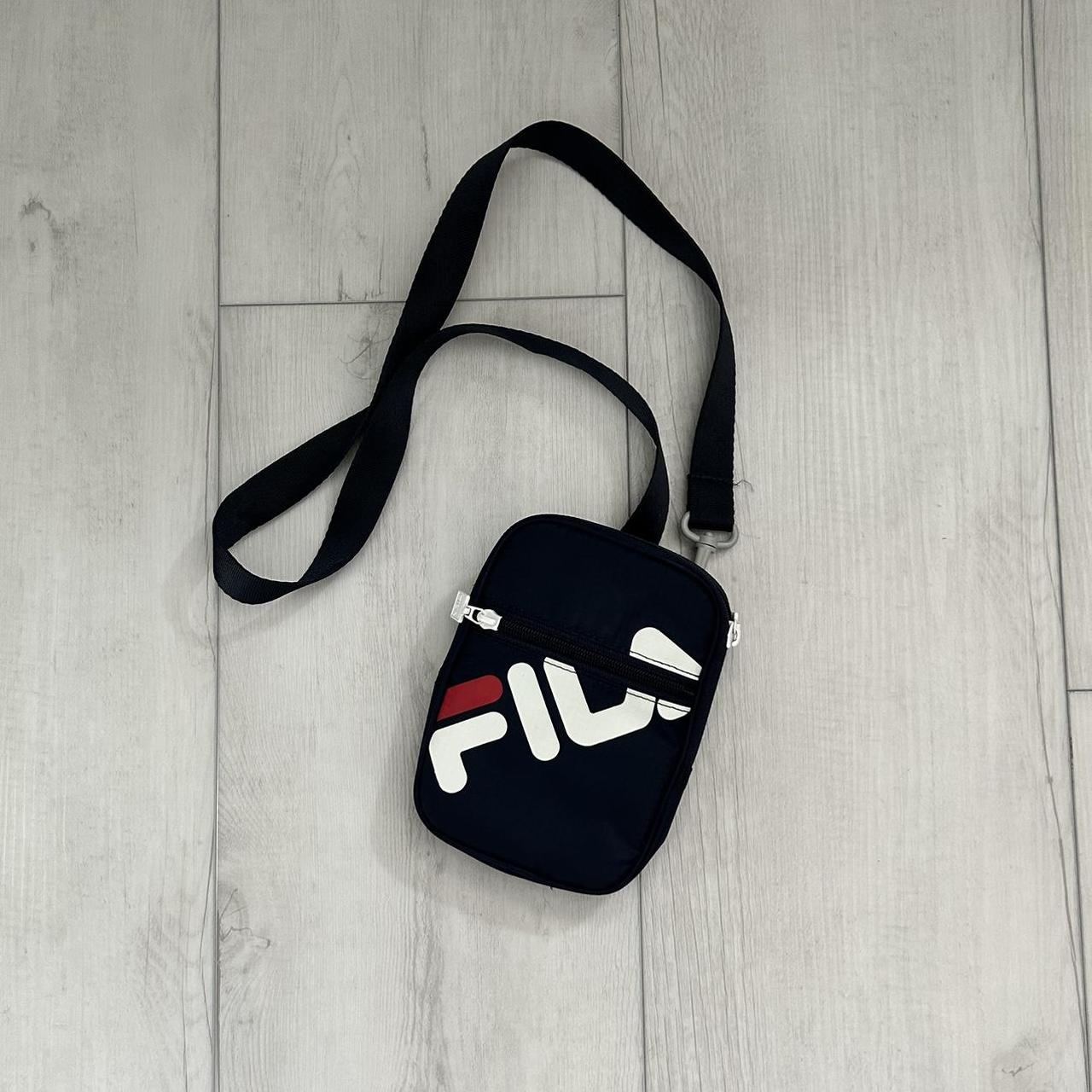 Fila logo clearance bag