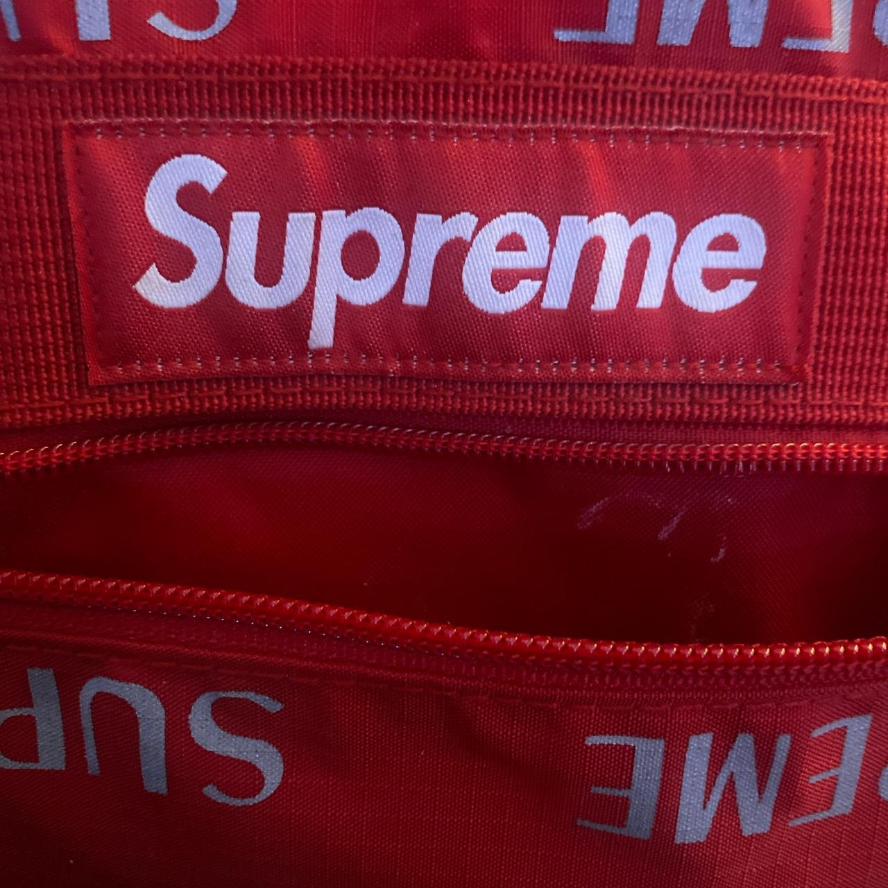 supreme red duffle bag FW17 DM offers - Depop