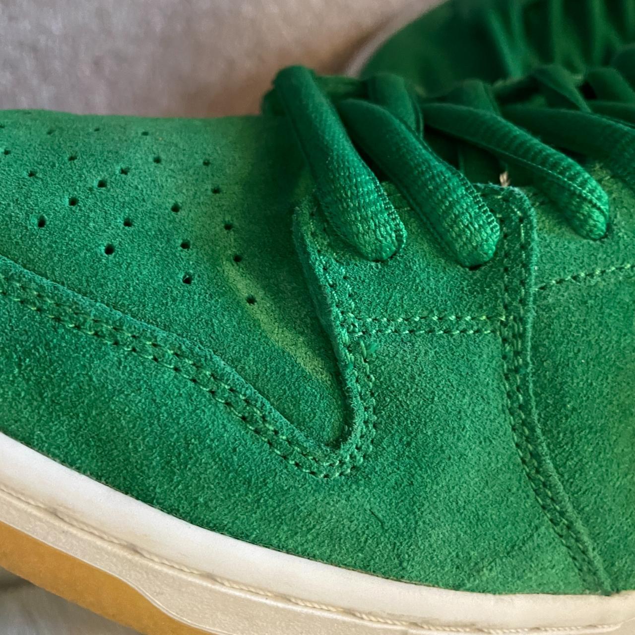 nike lucky green