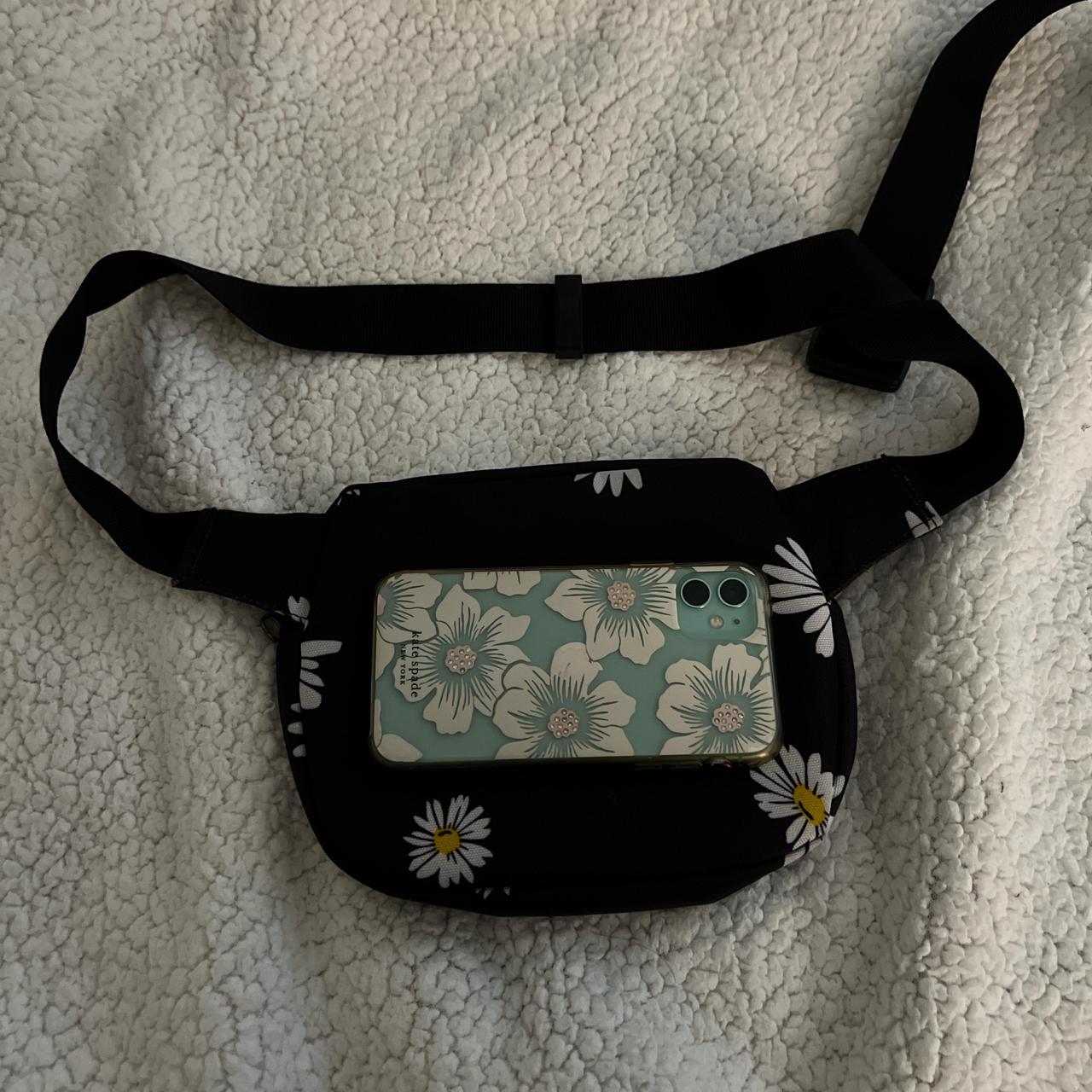 Herschel daisy fanny pack This was one of my. Depop