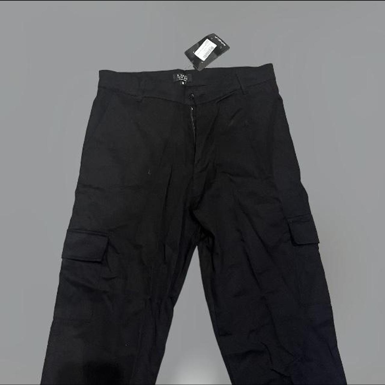 Boohoo Men's Trousers Depop