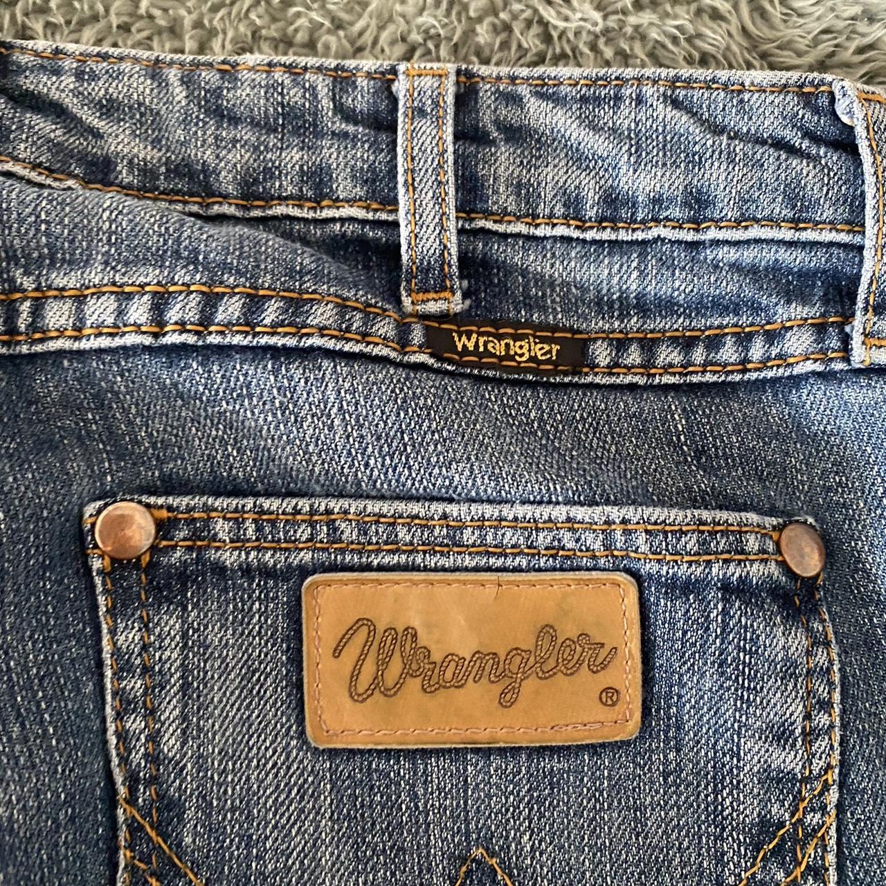 wrangler low rise flares jeans would fit size 6 ⭐️ - Depop