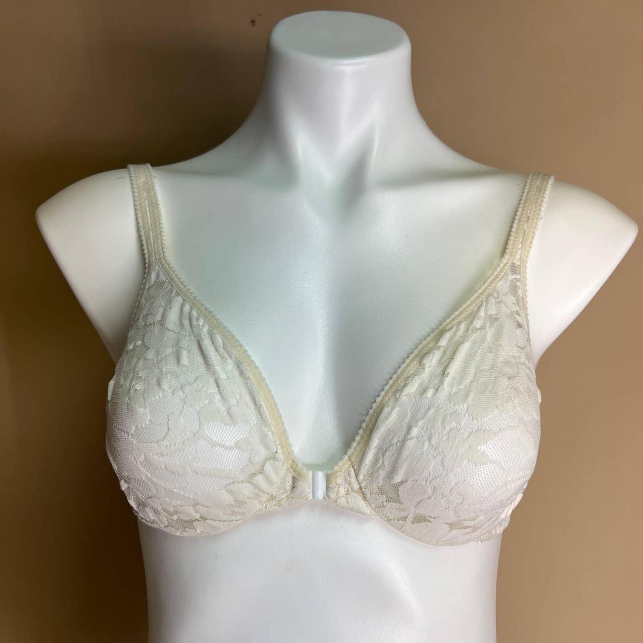 Y2K Victoria's Secret Lace Unlined Bra In good - Depop