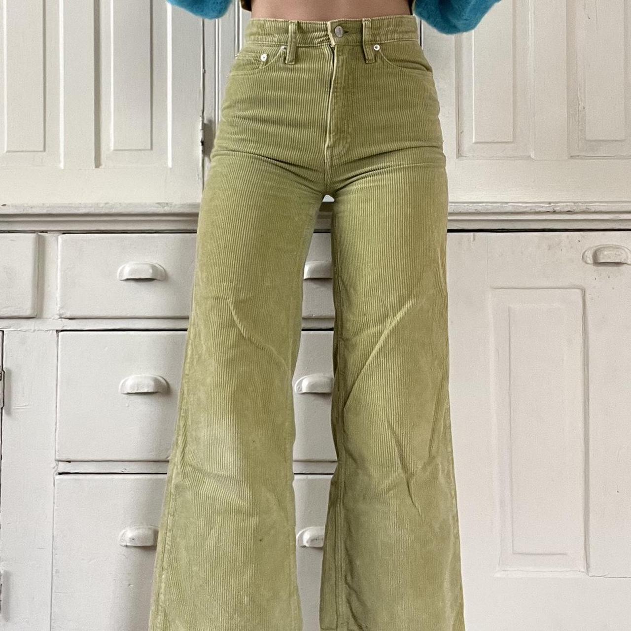 BDG green corduroy pants size w25. Flattering af! I... - Depop