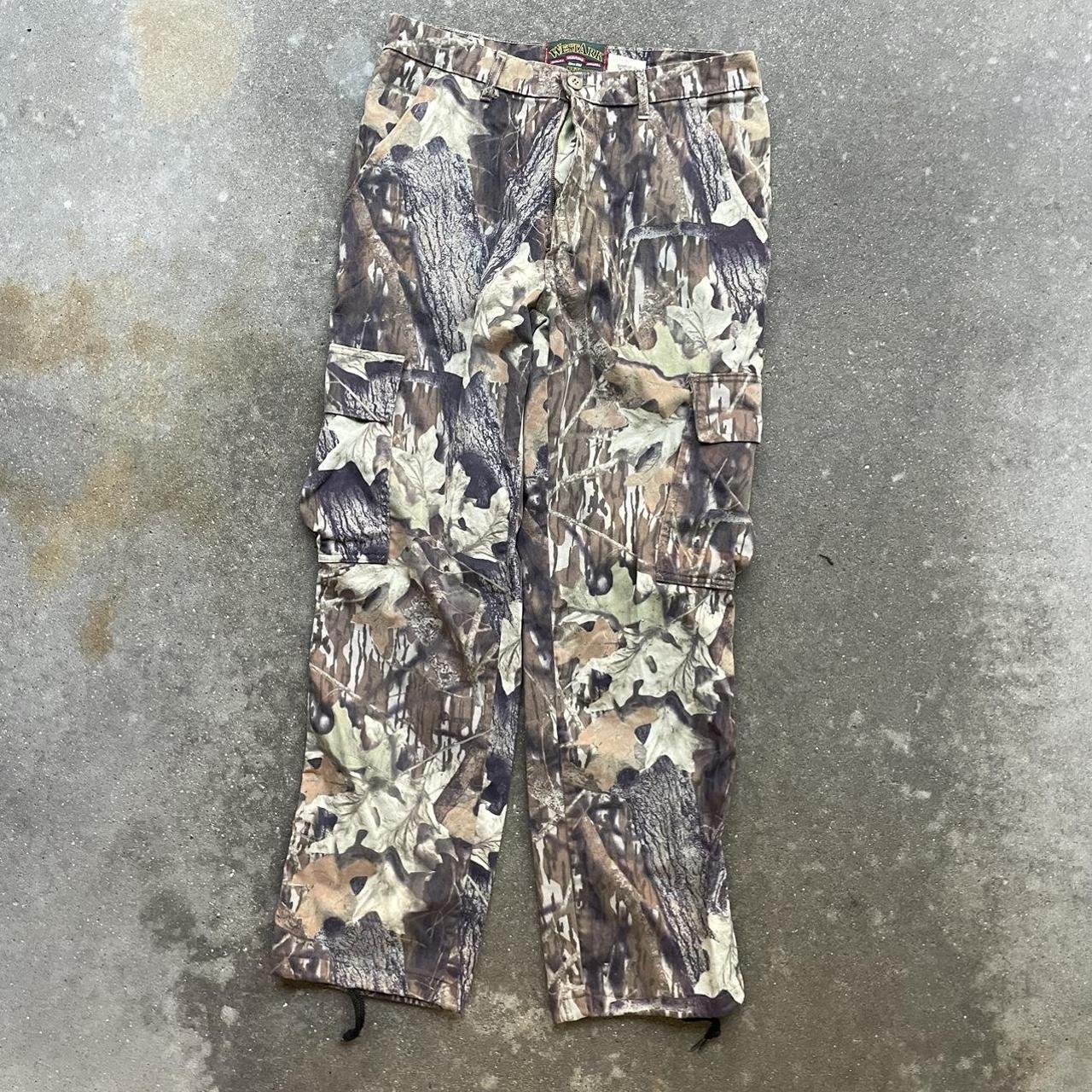 INSANE realtree camo cargo pants. size medium. nice... - Depop