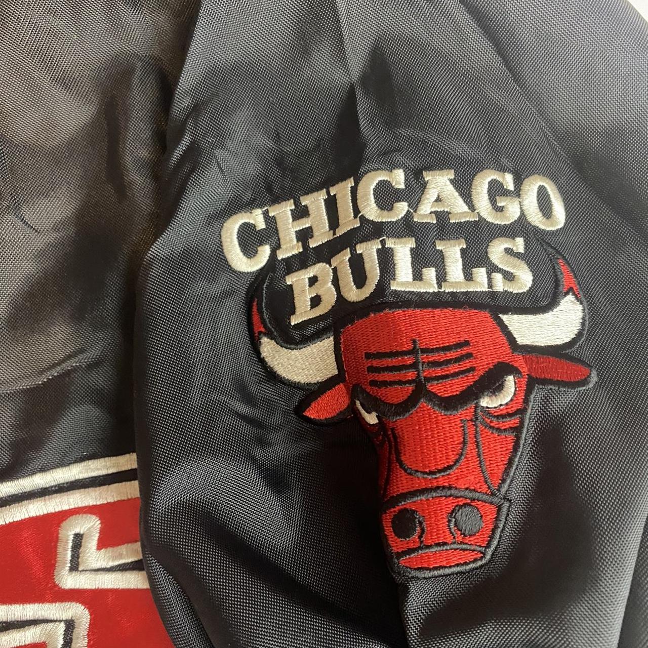 Vintage Starter NBA Chicago Bulls Jacket Pullover... - Depop