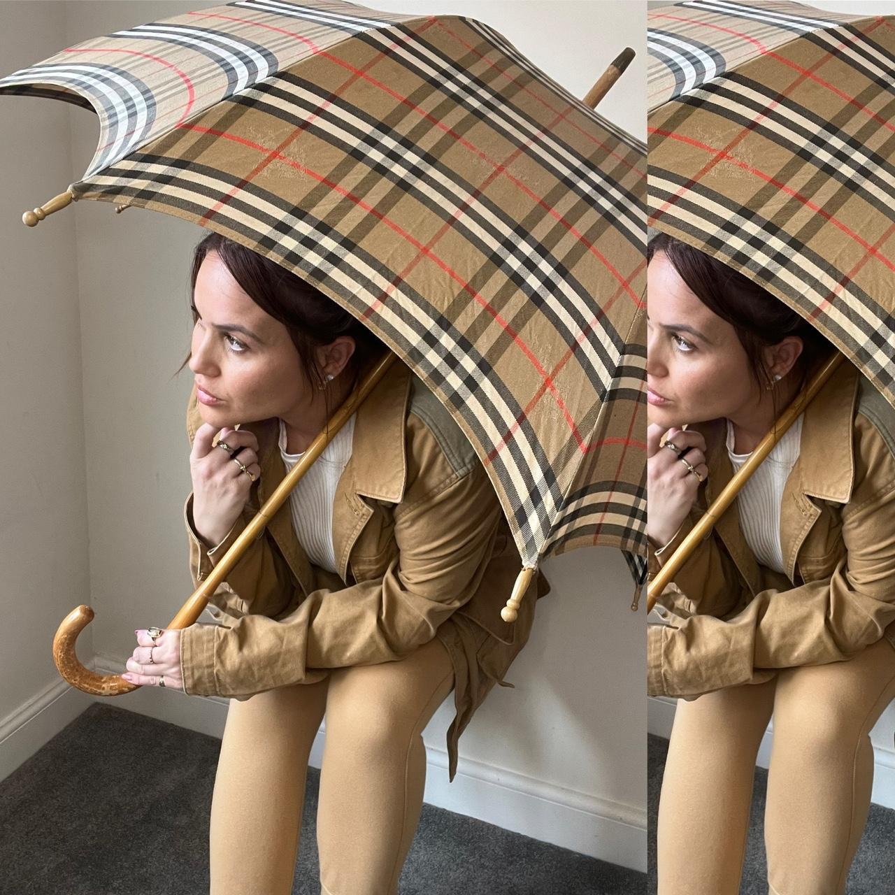 Burberry umbrella outlet hat