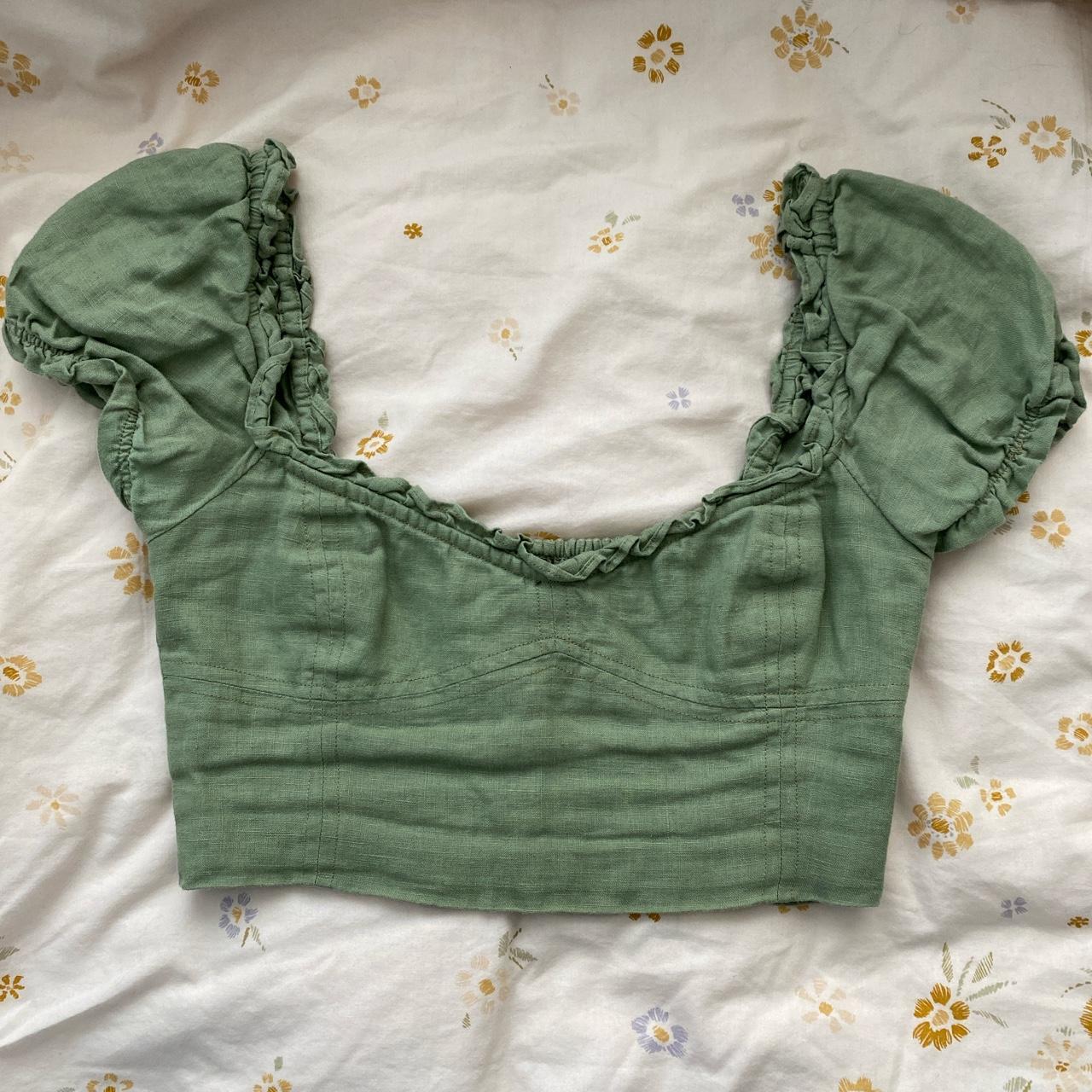Aritzia Women's Green Croptop Depop