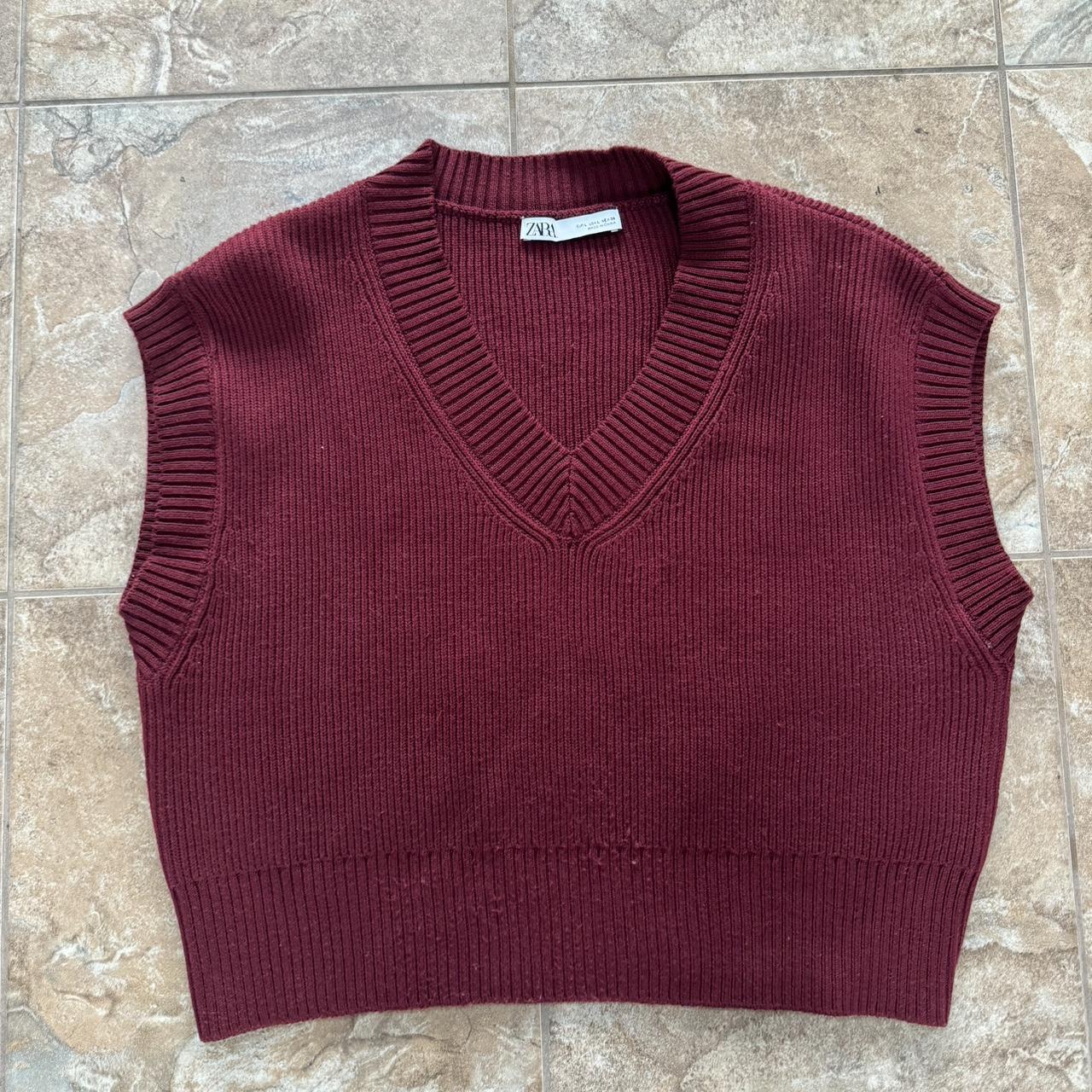 Zara sweater vest - Depop