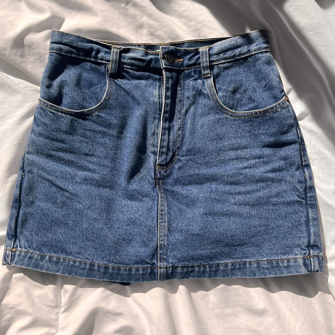 Jordache Women's Navy and Blue Skirt | Depop