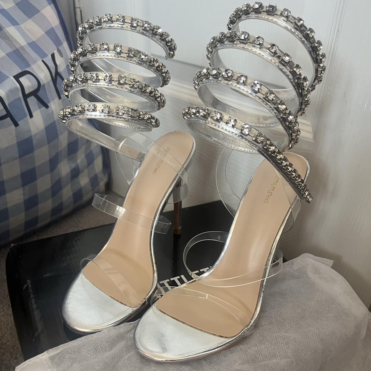 Pretty silver hot sale heels