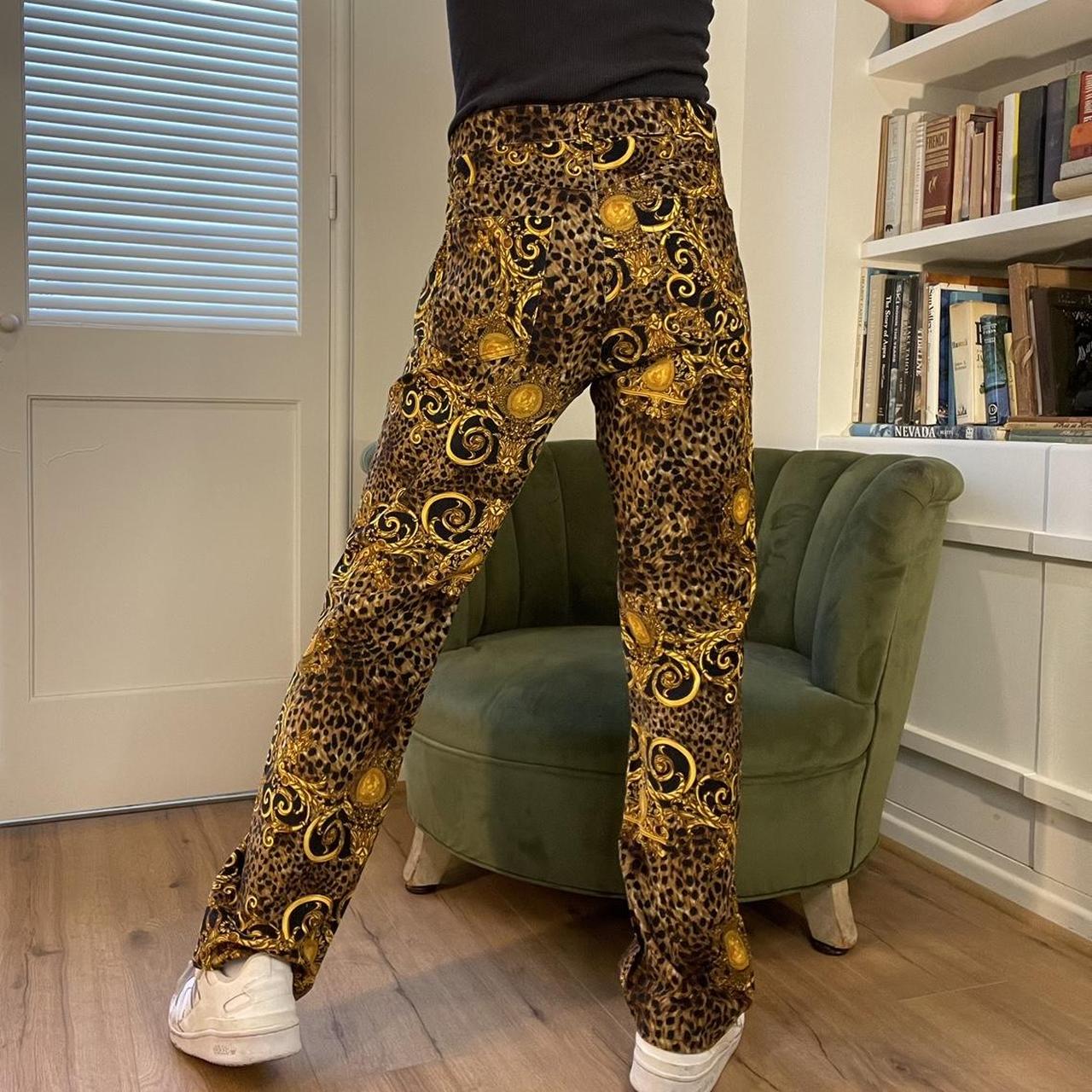 パンツ VERSACE VISCOSE BLEND JACQUARD PANTS WITH GREEK LUREX PRINT VERSACE - VISCOSE BLEND JACQUARD PANTS WITH GREEK LUREX