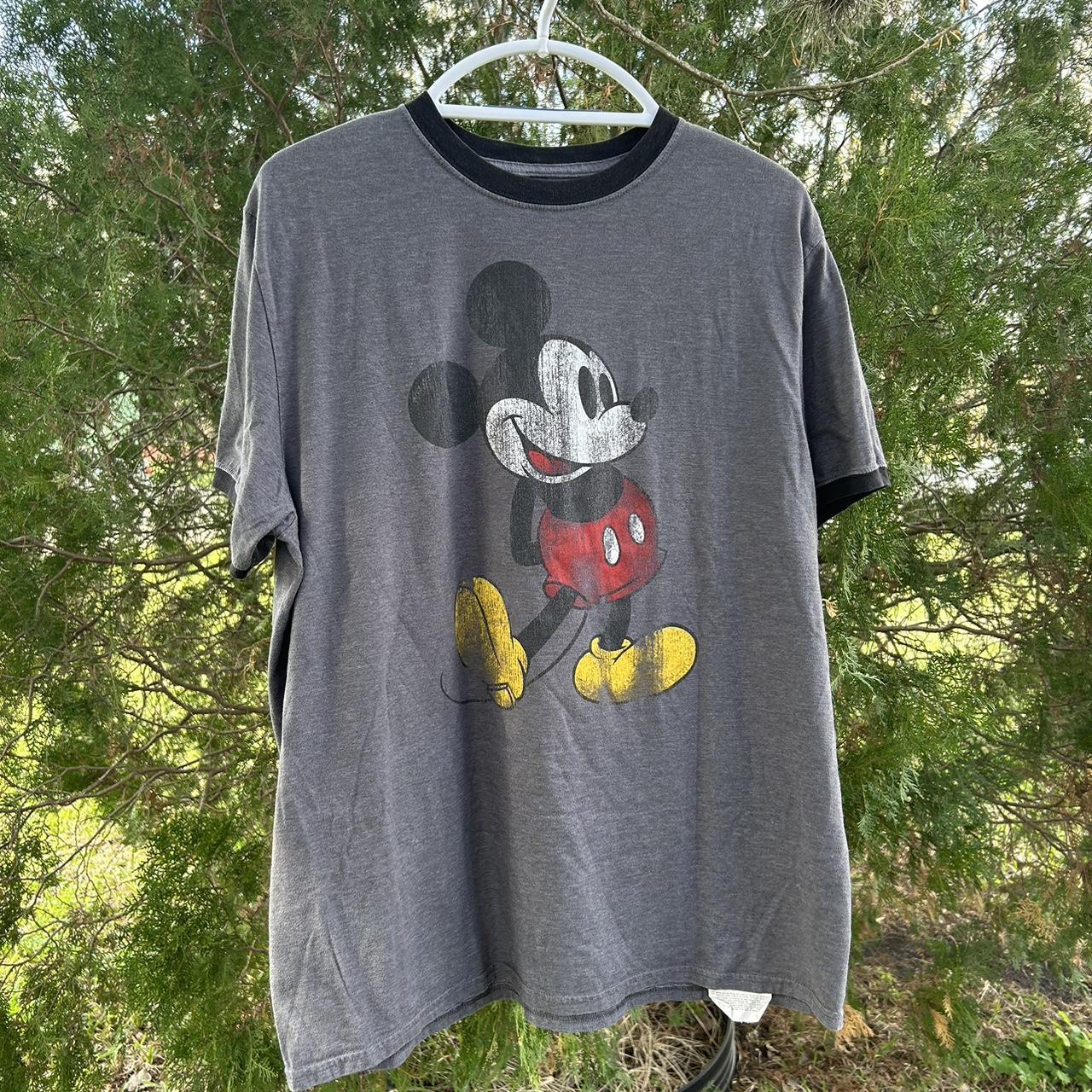 Disney Men's Grey and Black T-shirt | Depop