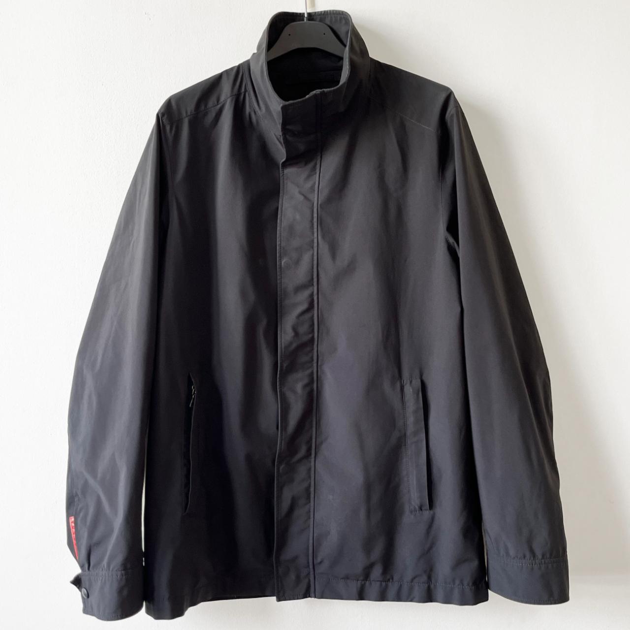 Prada mens nylon jacket Art SGA84B. Features relaxed
