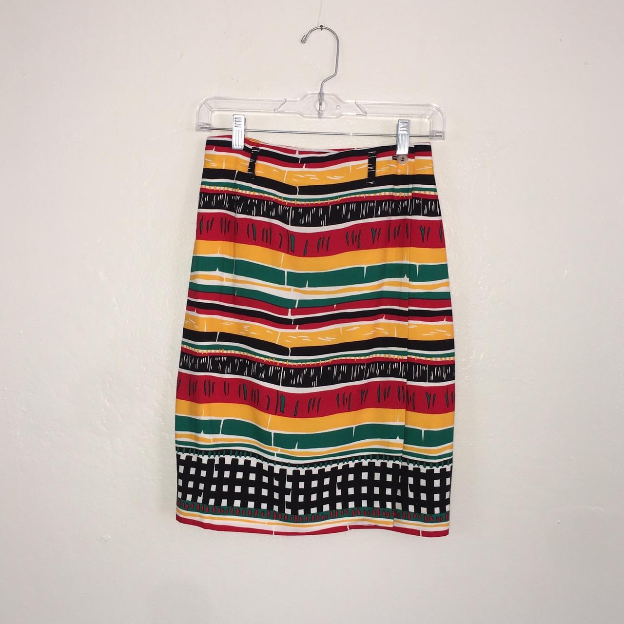 Vintage 1980s Wrap skirt w/ belt loops. Size 4... - Depop