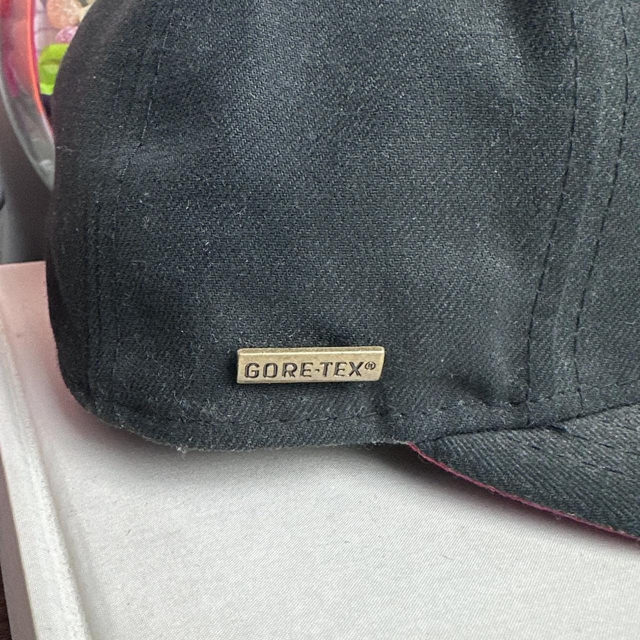 Supreme Gore-Tex Box Logo New Era (FW13)