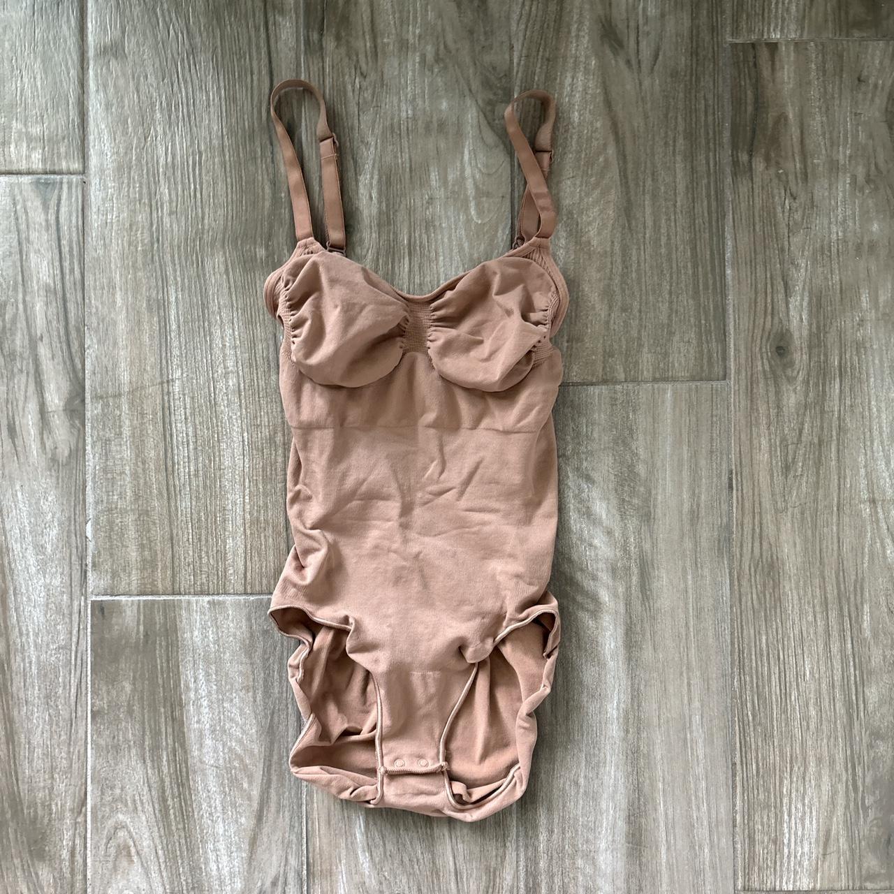 item listed by zoebtw_