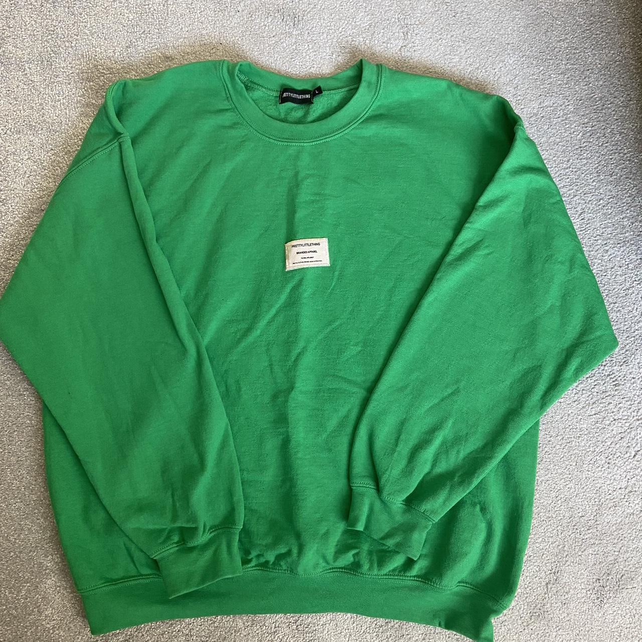 PrettyLittleThing Women's Green Sweatshirt | Depop