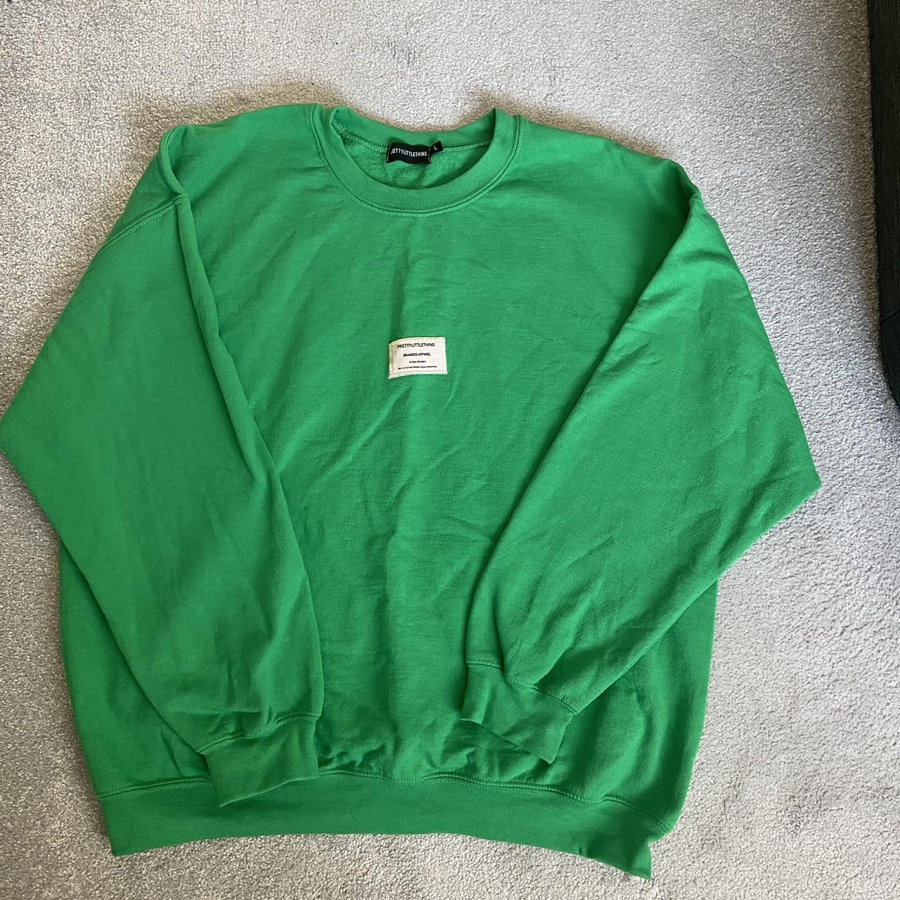 PrettyLittleThing Women's Green Sweatshirt | Depop