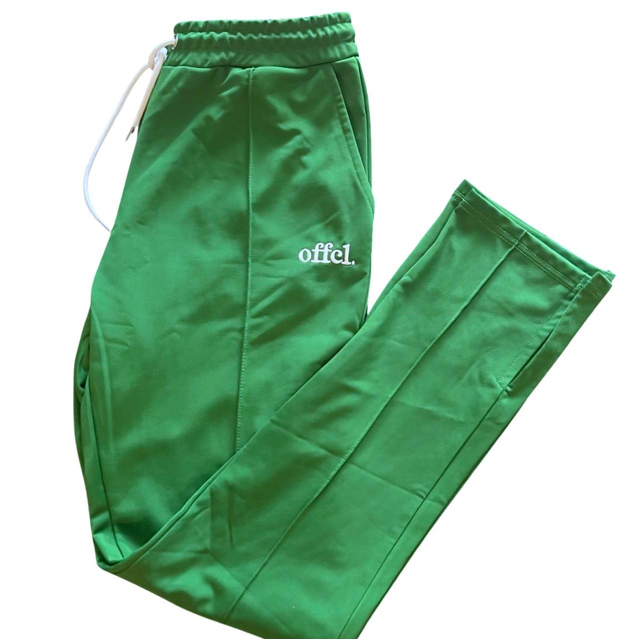 Boohoo Women's Green Joggerstracksuits Depop