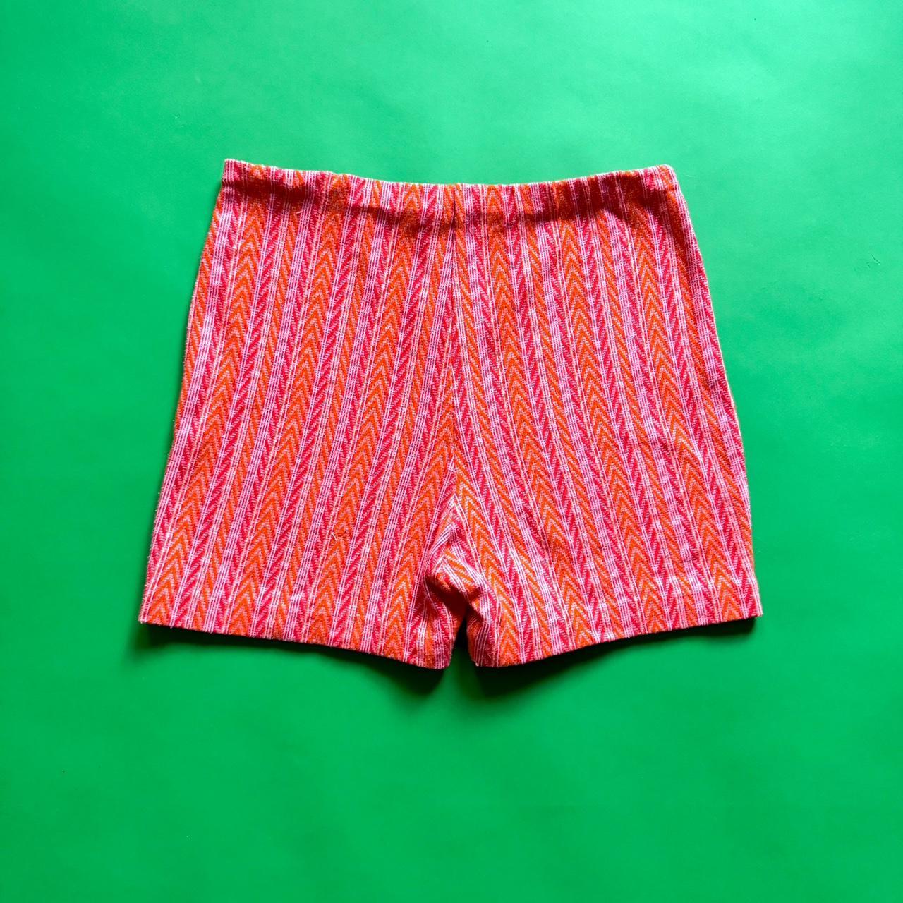 so clothing striped shorts ‧₊˚✧ size s worn - Depop