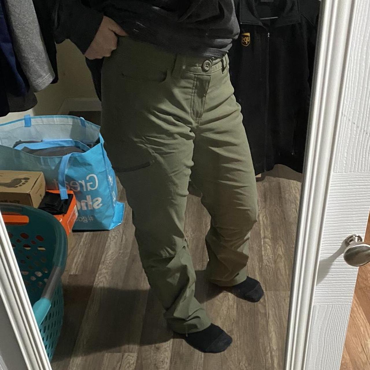 Buy Eddie Bauer Men's Horizon Guide Chino Pants - Slim Fit, Lt Khaki  Regular 36/32 at Amazon.in