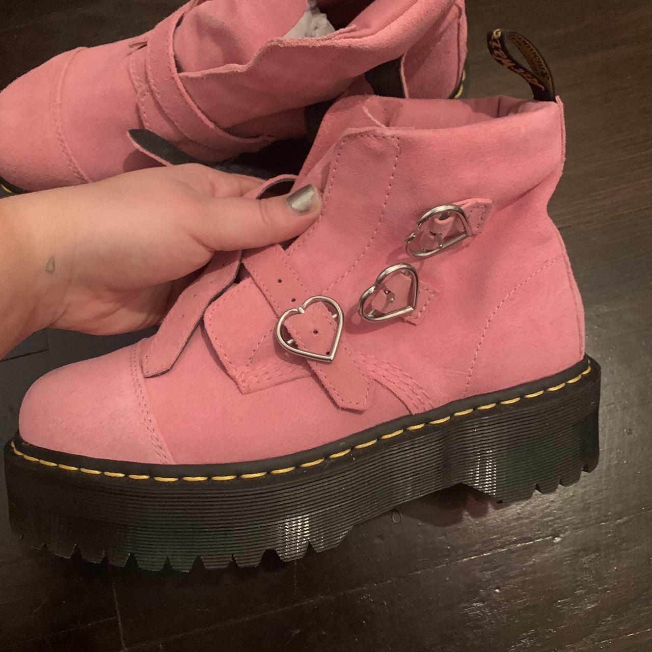 Dr martens lazy outlet oaf pink