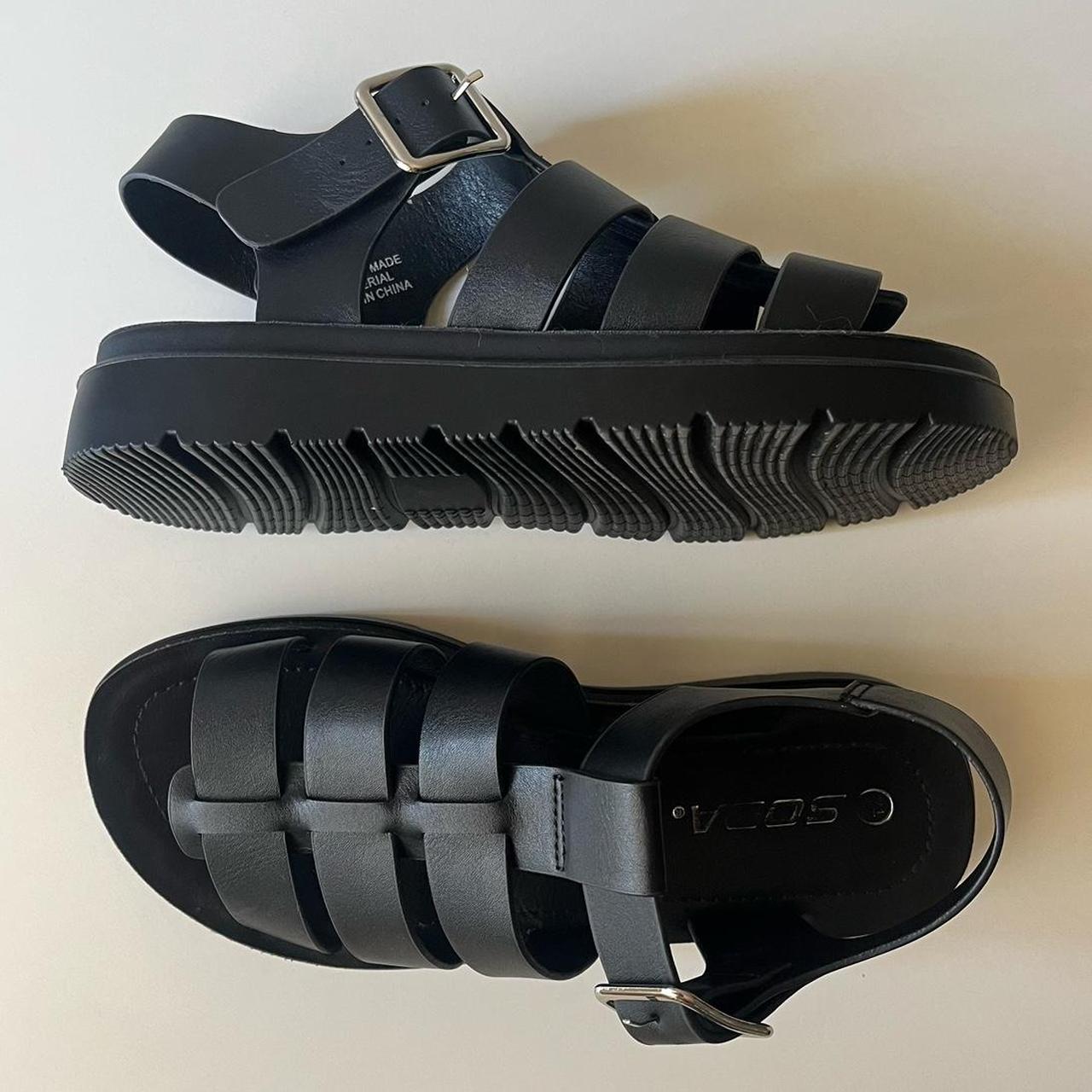 Dr. Martens dupe black sandals ! 🖤🫀 No paypal... - Depop