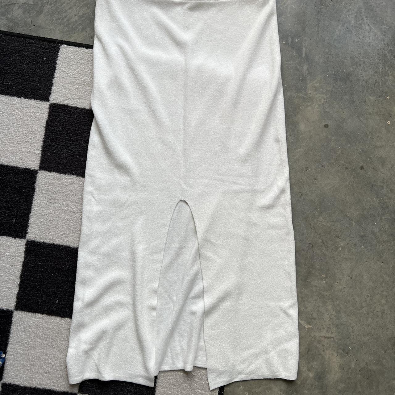 Djerf Avenue Women's White and Cream Skirt (4)