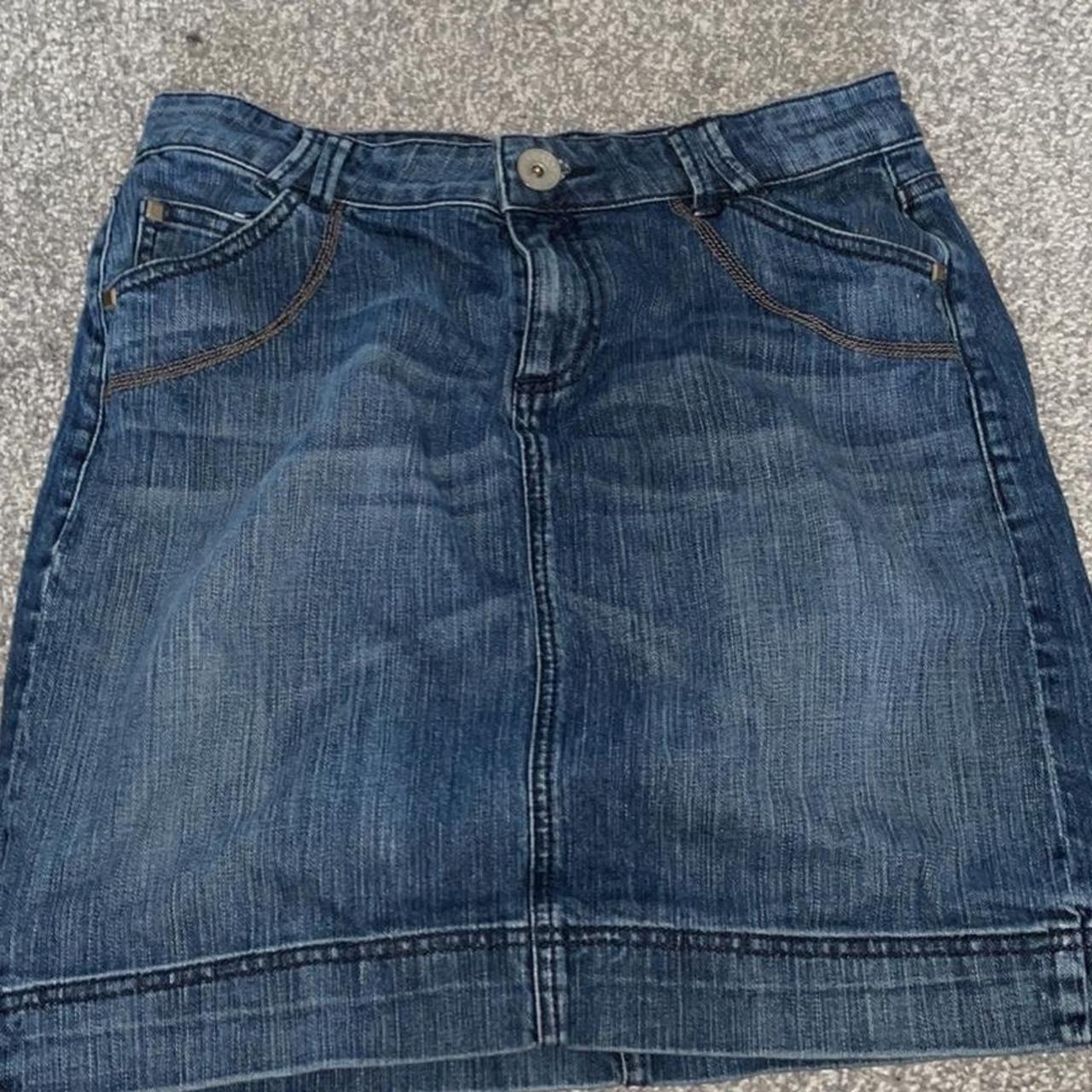 Dkny denim skirt - Depop