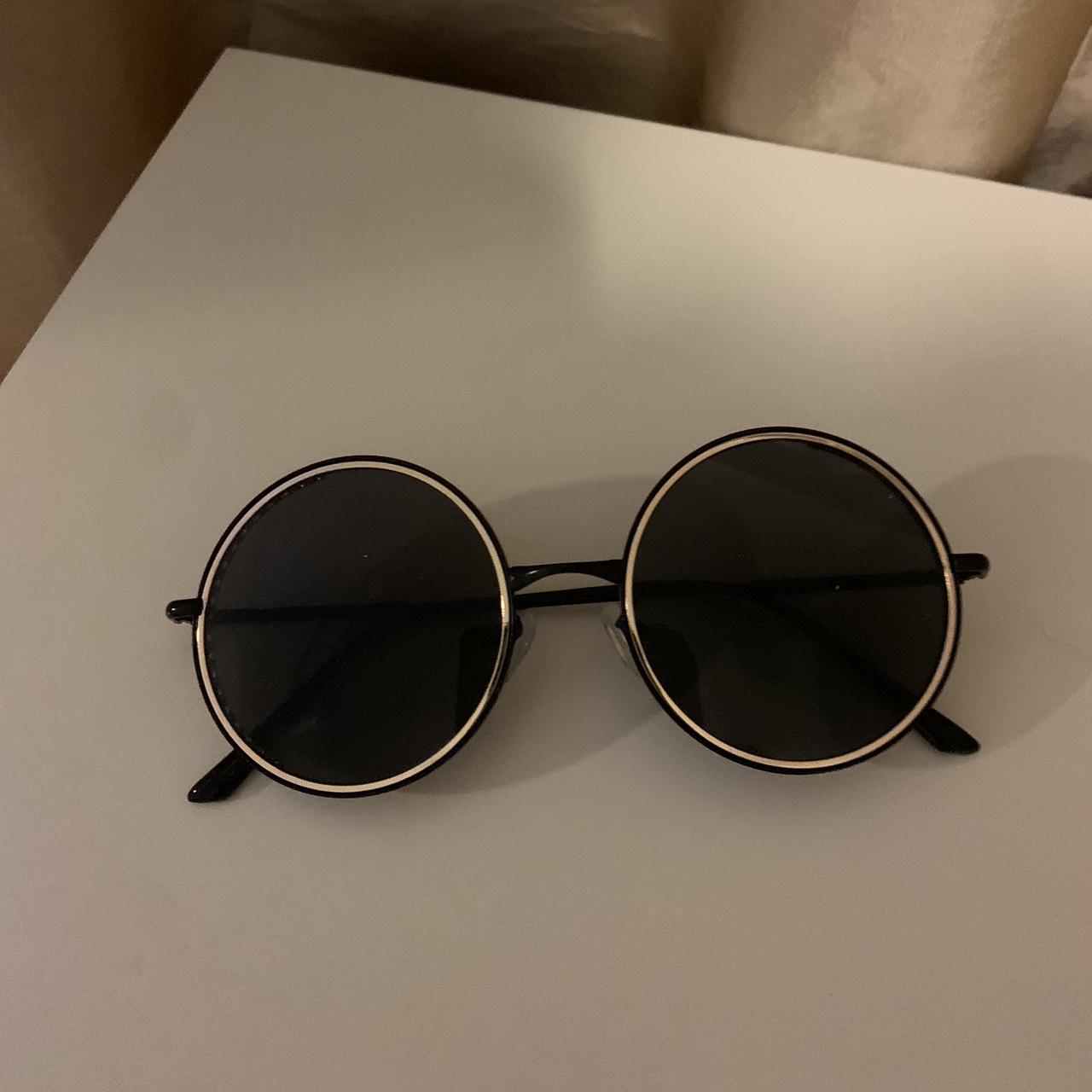 Women's Black and Gold Sunglasses Depop