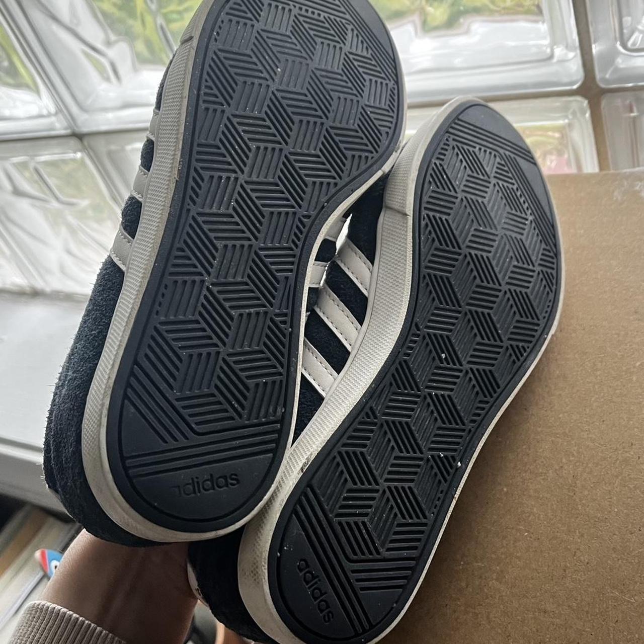 Adidas Women's Navy Trainers | Depop