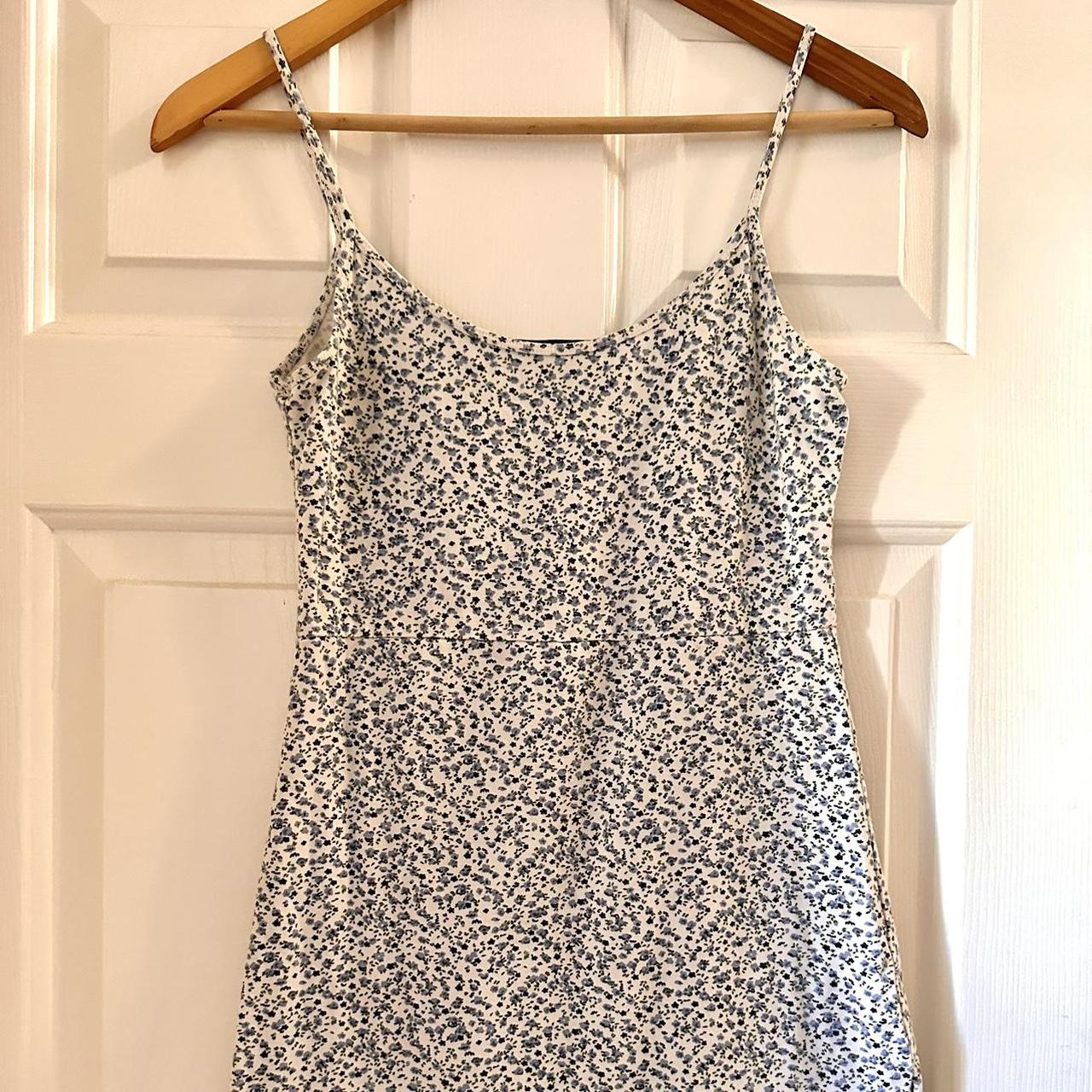 Brandy Melville mini floral dress! Barely worn,... Depop