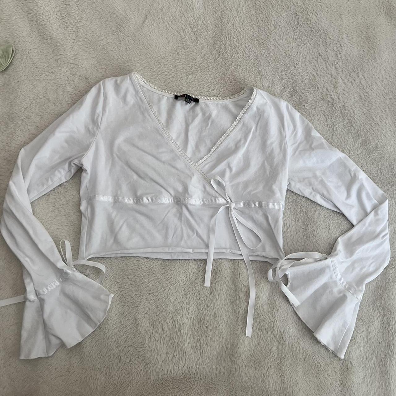 Cropped white long sleeve top Bow detailing on... - Depop