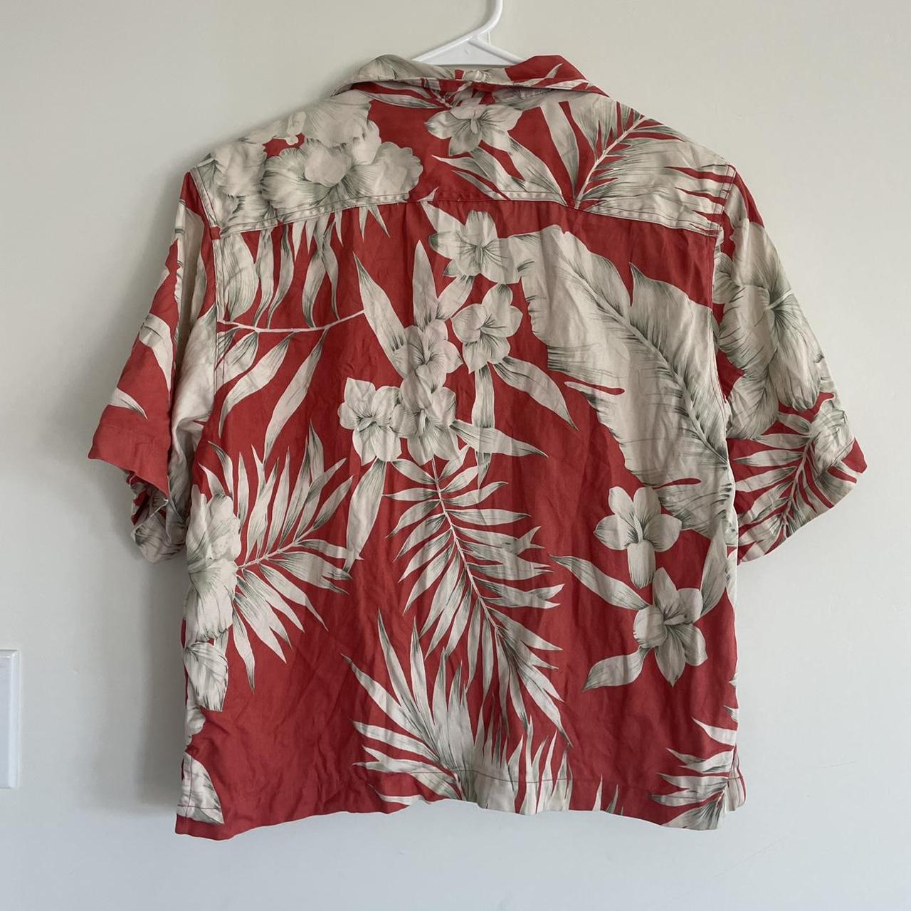 Tommy Bahama Women's Red and White Shirt (4)