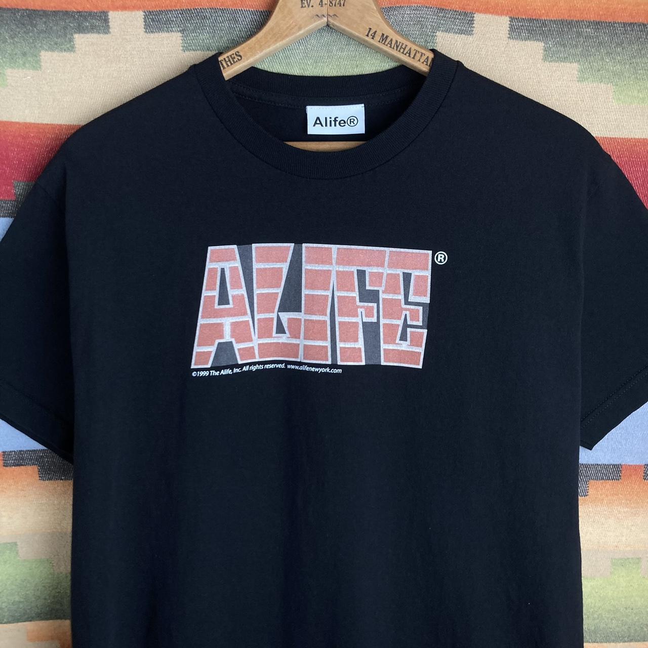 Alife Men's Black and Red T-shirt
