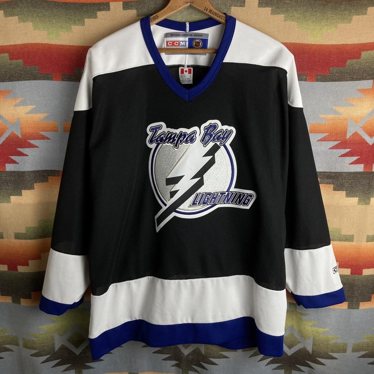 Vintage Tampa Bay Lightning CCM Hockey Jersey SIZE - Depop