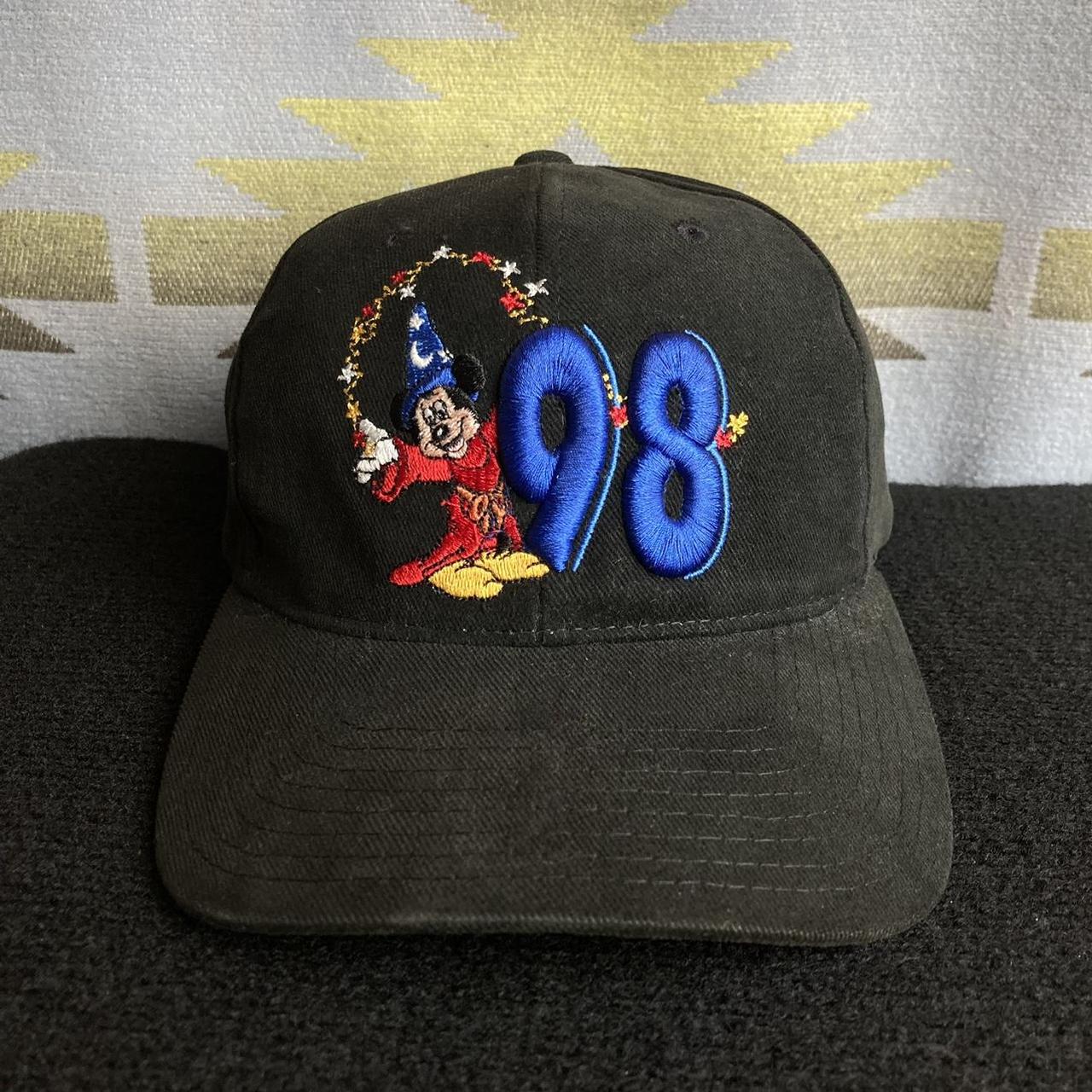 item listed by molfvintage