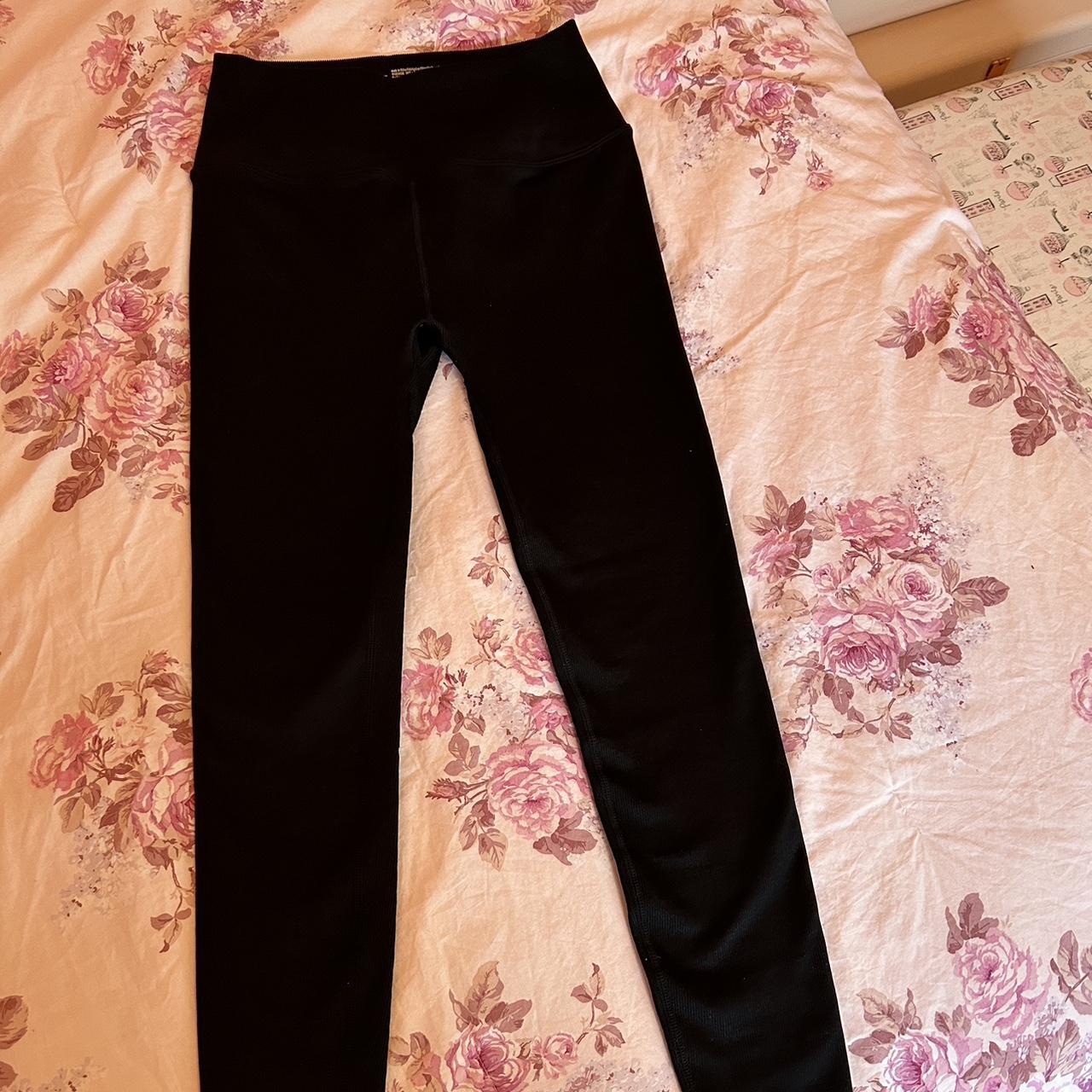 Victoria's Secret PINK Sport Leggings black and - Depop