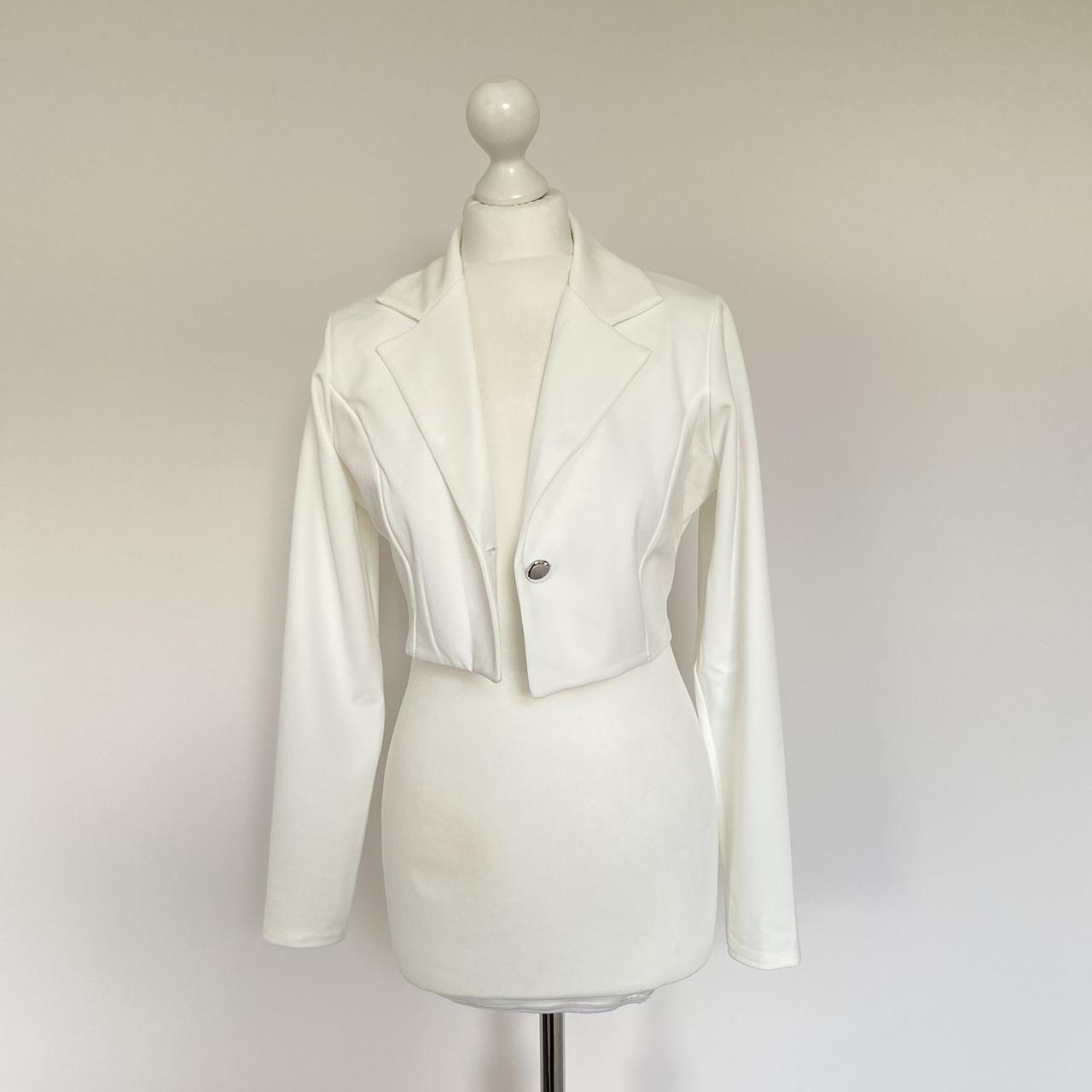 Quiz Women s Size 8 Cream Cropped Smart Blazer