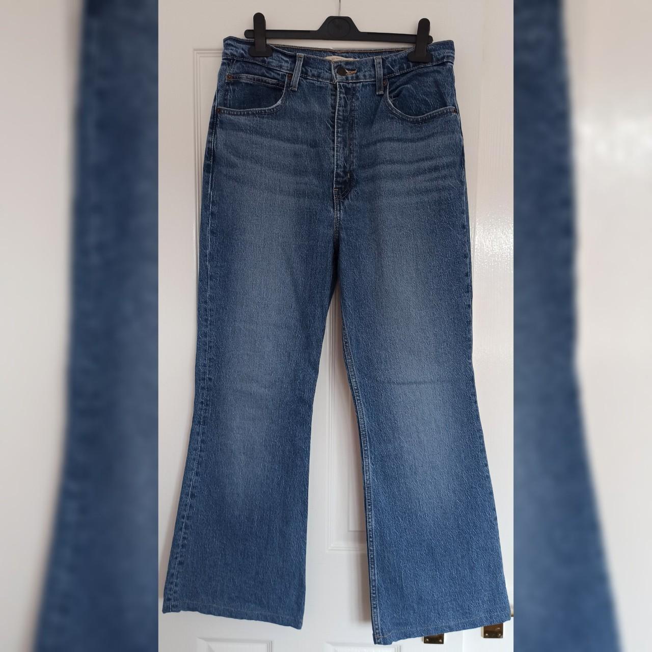 * Levi's 70s High Flare * 30" Waist 30" Inseam *... - Depop