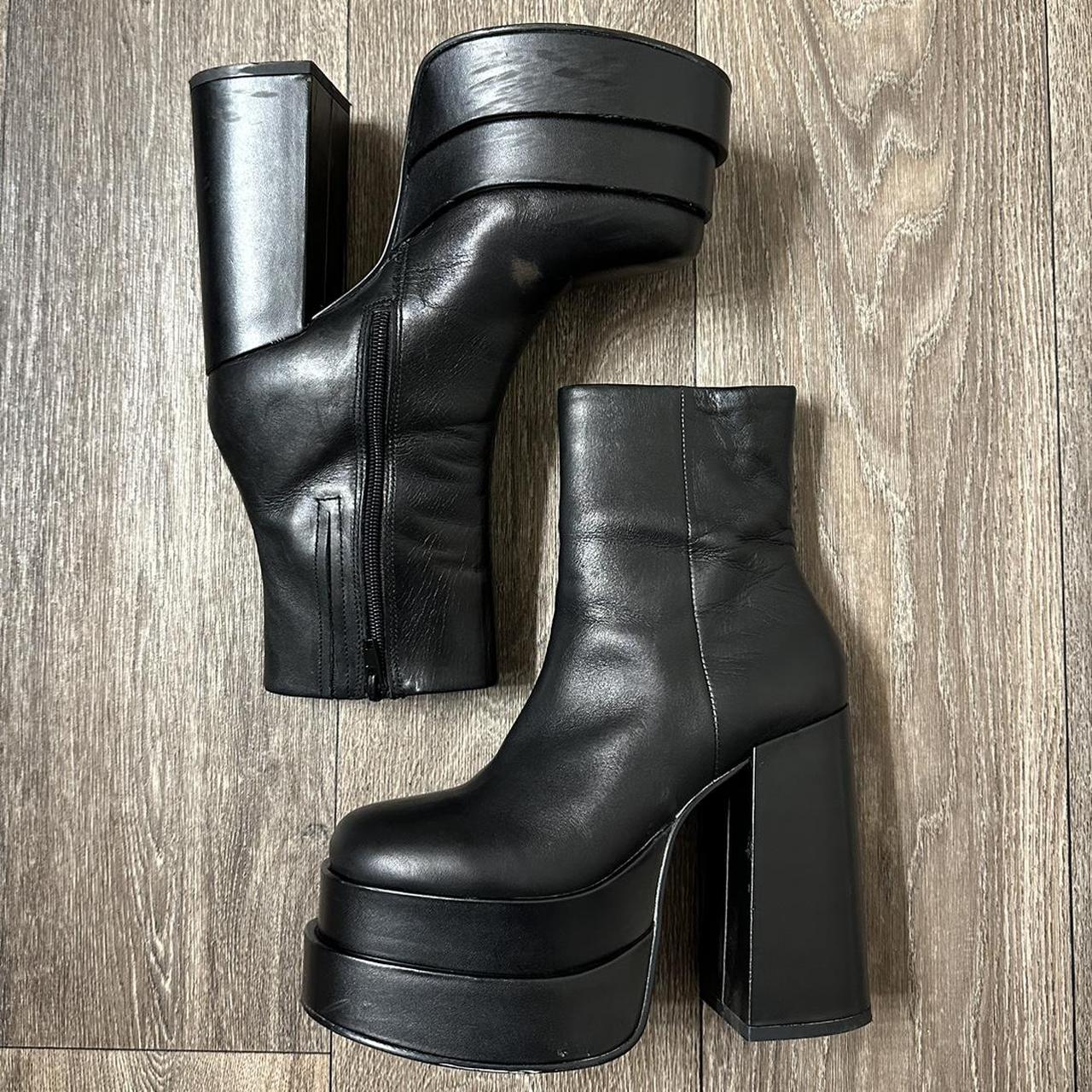 Steve Madden Women's Black Boots | Depop