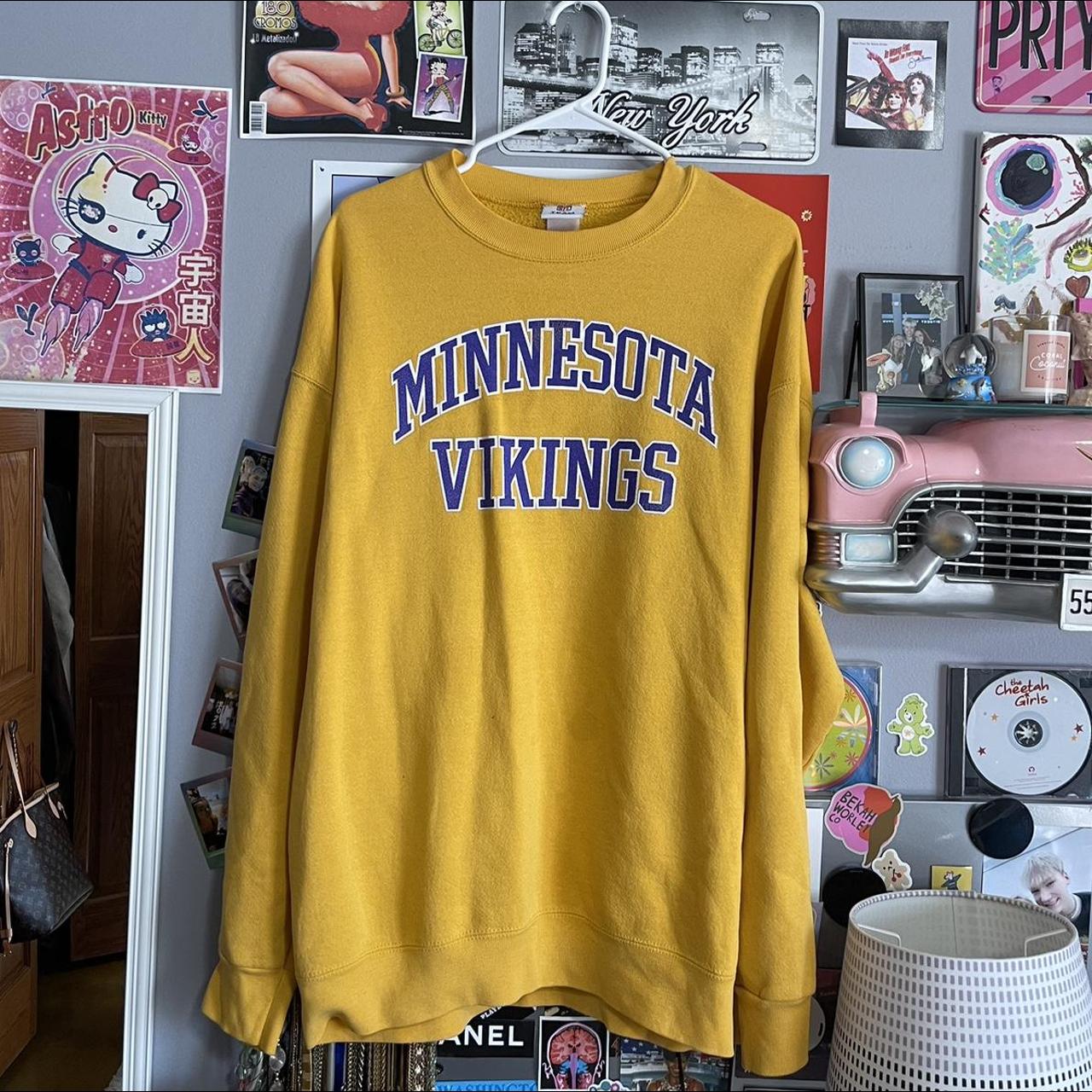 Minessota vikings sweatshirt small NFL merchandise - Depop