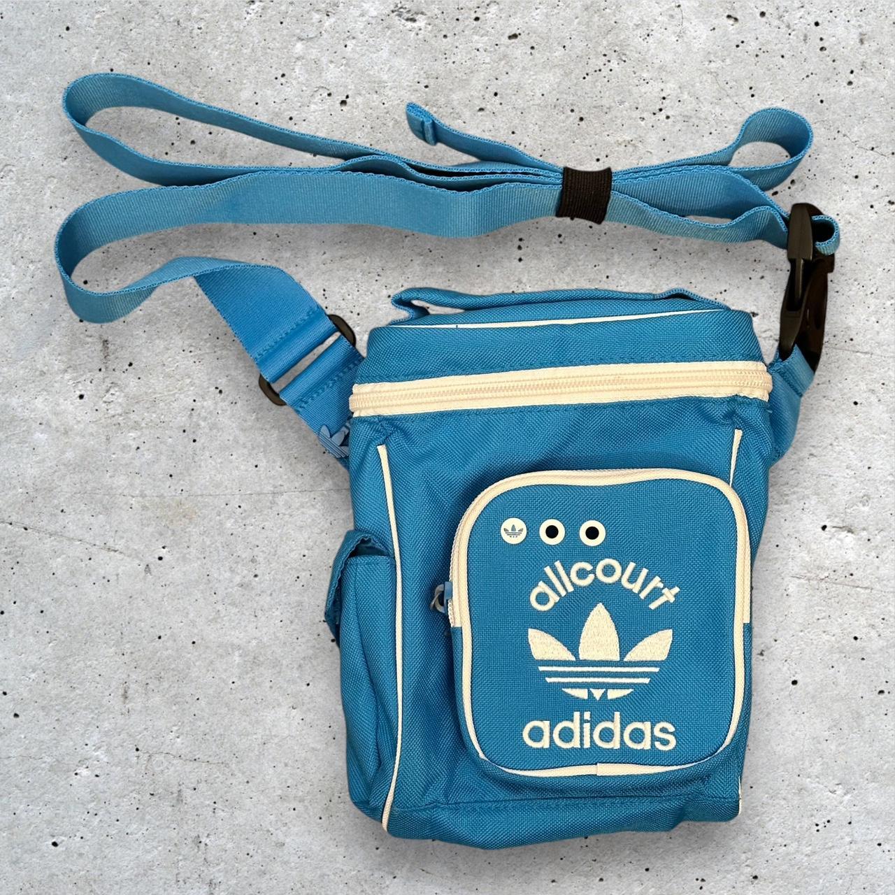 Adidas Originals Crossbody Messenger Bag • Used! • | Depop