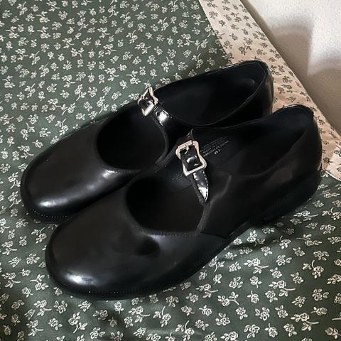 Unif 'bop' Mary Jane shoes Sadly too small for me 