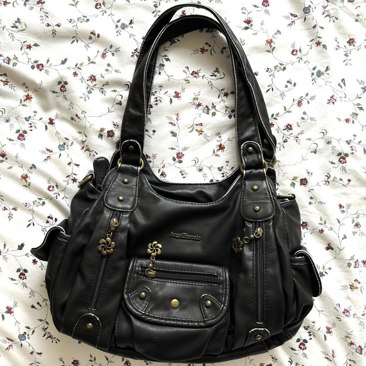 item listed by emilyd002